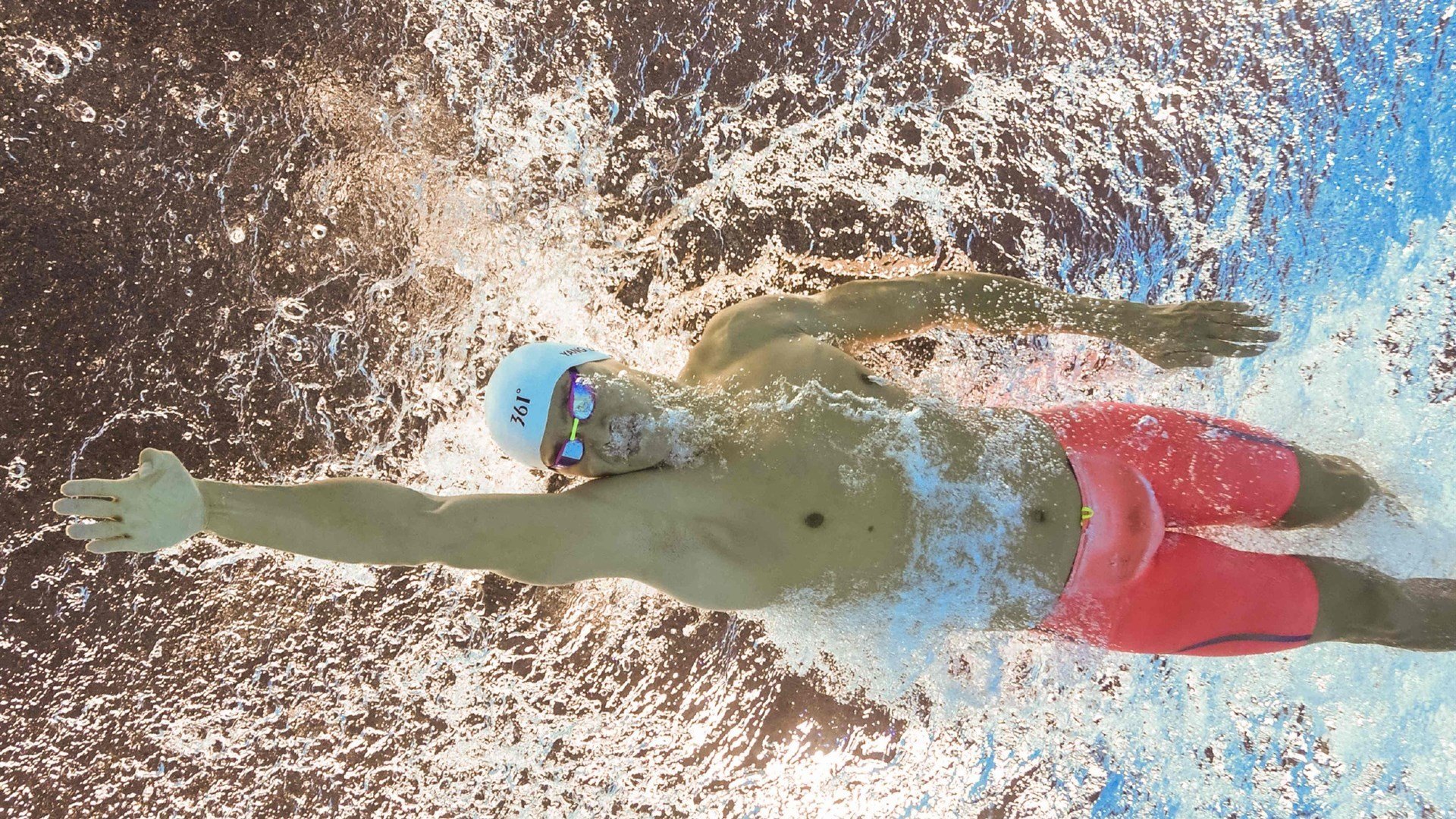 逆风翻盘:比赛最后时刻的“奇迹瞬间”,逆风翻盘最能得势